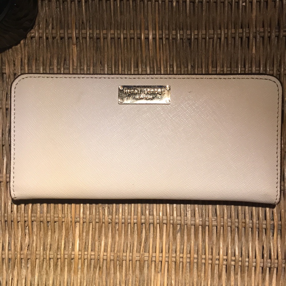 Henri Bendel West 57th Single Snap Wallet